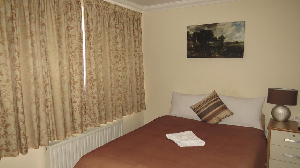 Montrose Guest House Romford Eksteriør bilde